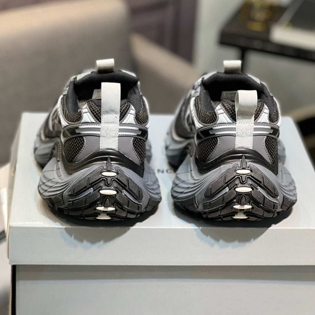 Runway Style Couple's Style Shoe