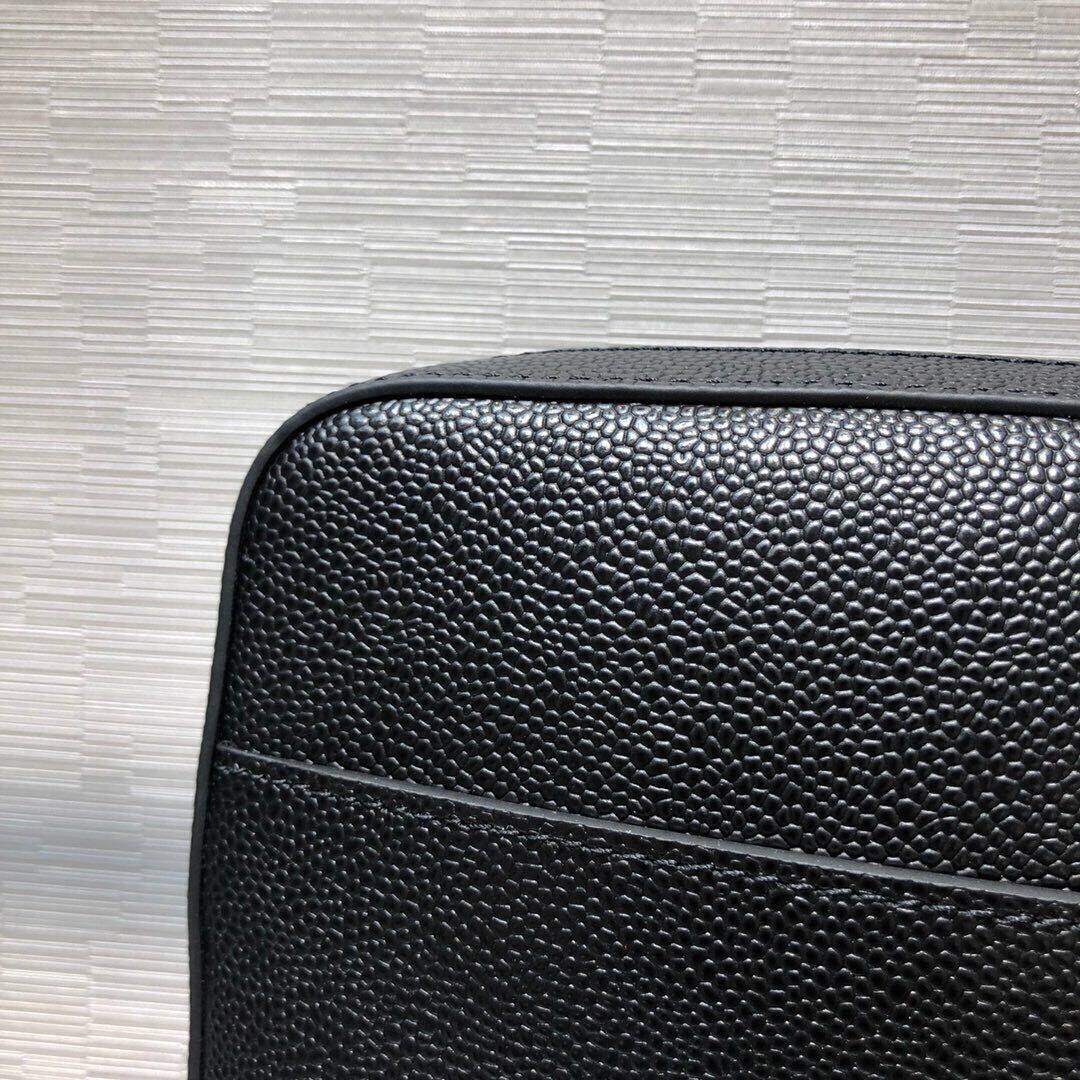 THOM Top Men's Clutches